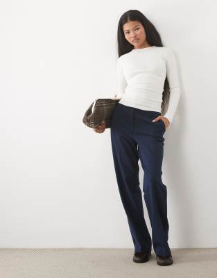 Tailored 4