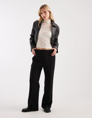 tailored slim straight pants in black