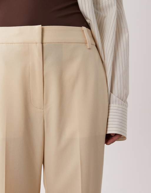 ASOS DESIGN Petite tailored slim straight trousers in buttermilk, 4 of 5