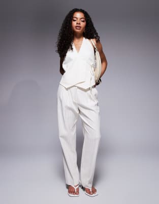 ASOS DESIGN PETITE TAILORED STRAIGHT LEG PANTS WITH PLEAT DETAIL 