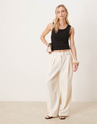 tailored wide leg pants with pleated detailing in cream