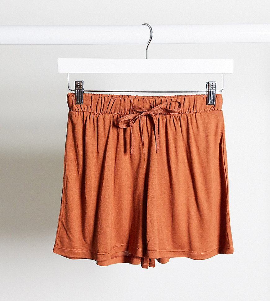 ASOS DESIGN Petite – Terrakottafärgade utsvängda shorts med dragsko-Brun