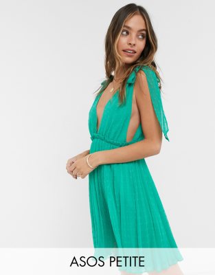 emerald green pleated dress