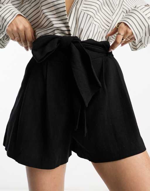 ASOS DESIGN Petite tie waist short with linen in black, 2 of 4