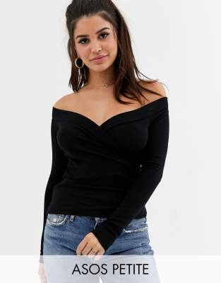 ASOS DESIGN Petite - Top a portafoglio a maniche lunghe con spalle scoperte nero
