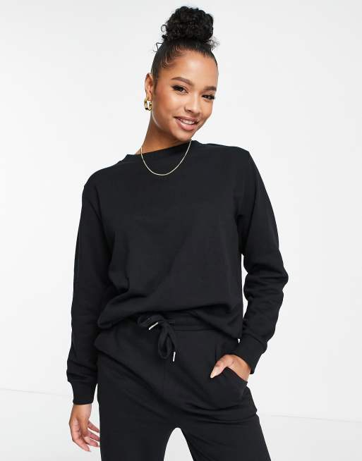 ASOS DESIGN Petite basic sweatpants in black - BLACK