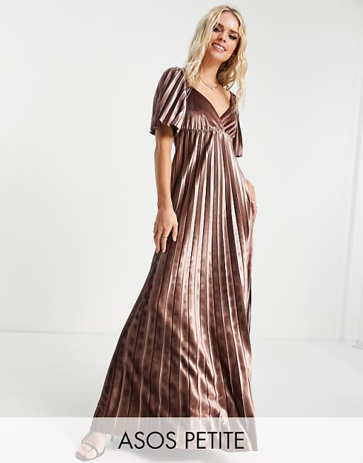 O-Neck Velvet Pleated Maxi Dress O-Neck Velvet Pleated Maxi Dress
