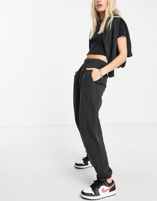 ASOS DESIGN Petite ultimate jogger in white