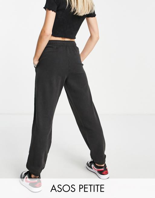 ASOS DESIGN Petite basic wide leg joggers