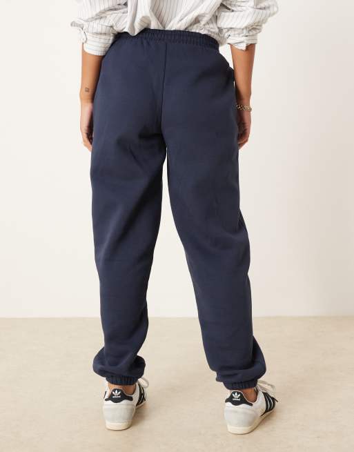 ASOS DESIGN Petite - Ultimate - Joggers color navy con interno spazzolato e fondo elasticizzato, 5 di 5