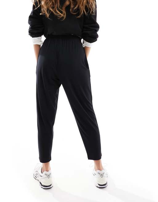 ASOS DESIGN Petite - Ultimate - Sorte joggingbukser i jersey , 4 af 4