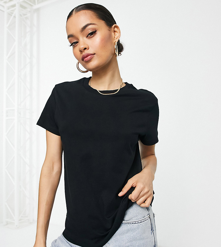 ASOS DESIGN Petite ultimate T-shirt with crew neck in cotton blend in black - BLACK