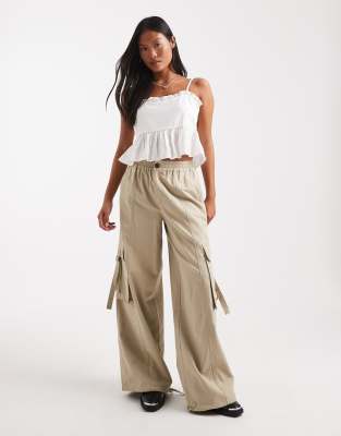ASOS DESIGN Petite - Utility-Hose in verwaschenem Kamelbraun mit Oversize-Passform-Neutral