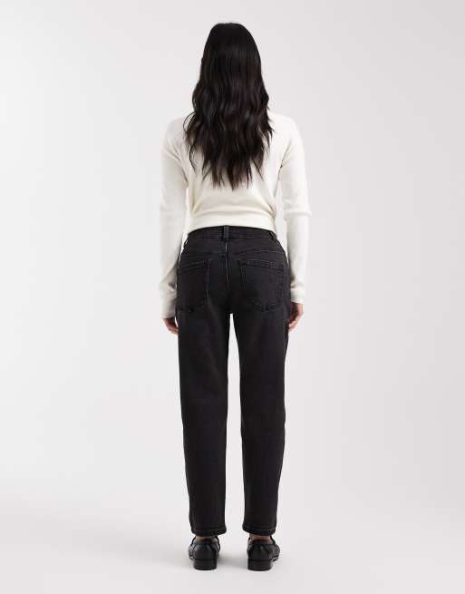 ASOS DESIGN Petite - Vaqueros mom negros de corte slim, 2 de 5