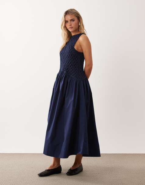 ASOS DESIGN Petite - Vestido largo azul marino de macramé con cintura baja y falda de popelina - view 1