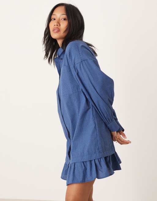 ASOS DESIGN Petite - Vestito camicia corto blu navy a quadri a maniche lunghe con orlo a volant, 4 di 4