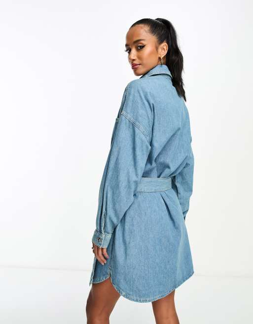 ASOS DESIGN Petite - Vestito camicia di jeans allacciato in vita lavaggio blu medio, 4 di 4