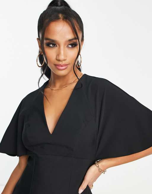 ASOS DESIGN Petite - Vestito corto con scollo a V nero con maniche svasate, 2 di 4