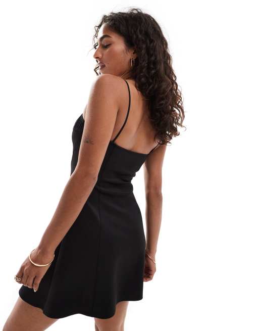 ASOS DESIGN Petite - Vestito corto con spalline sottili e busto arricciato nero, 3 di 4