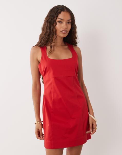 ASOS DESIGN Petite - Vestito corto strutturato in cotone rosso pomodoro con scollo squadrato - view 1