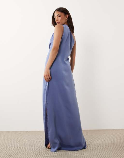 ASOS DESIGN Petite - Vestito lungo monospalla in raso blu lavanda con pieghe, 3 di 4