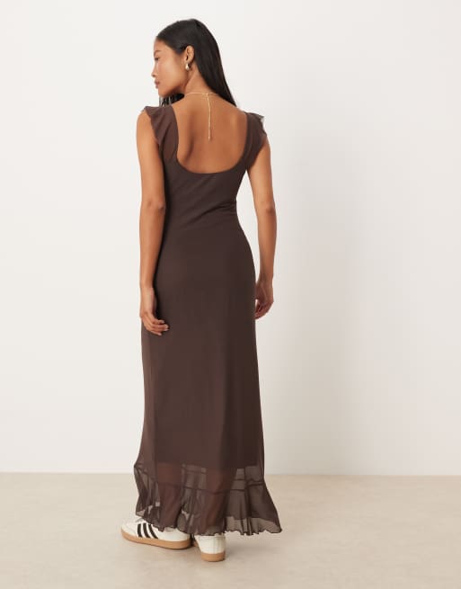 ASOS DESIGN Petite - Vestito midi marrone con spalline sottili e volant sul davanti, 2 di 4