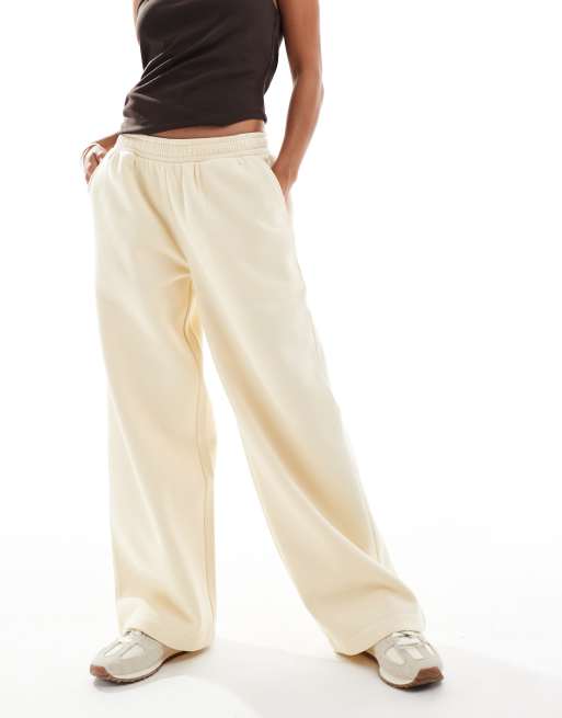 ASOS DESIGN Petite wide leg brushback trackies in buttermilk, 4 of 5