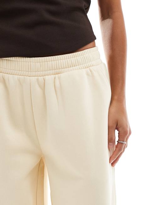 ASOS DESIGN Petite wide leg brushback trackies in buttermilk, 5 of 5