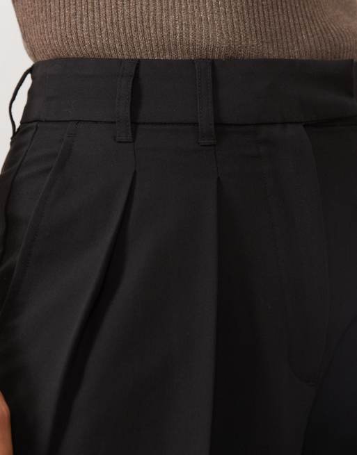 ASOS DESIGN Petite wijde broek met plooidetail in zwart, 2 van 5