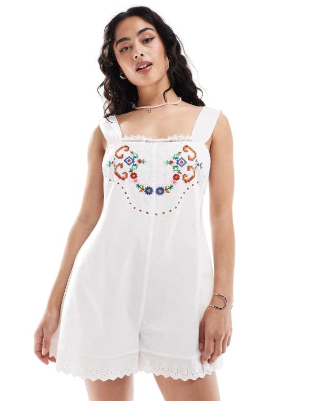 ASOS DESIGN - picnic playsuit with embroidery in white