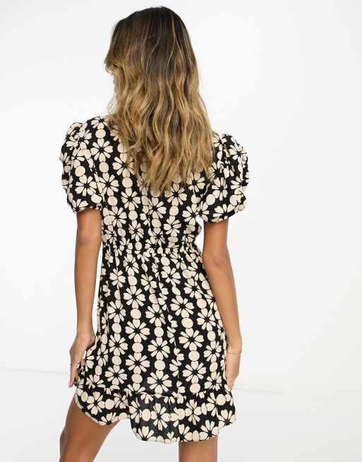 ASOS DESIGN pie crust neck puff sleeve mini tea dress in black floral print, 2 of 4
