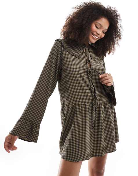 ASOS DESIGN – Pie Crust – Sukienka mini z wiązanym kołnierzem w kratkę vichy w kolorze khaki - view 1