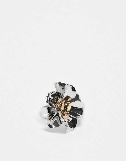 ASOS DESIGN – Pierścień w kształcie kwiatka z różnych metali