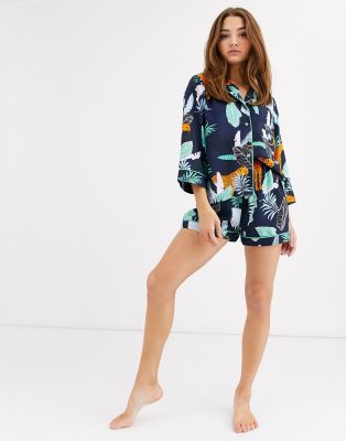 camicia e pantaloncini