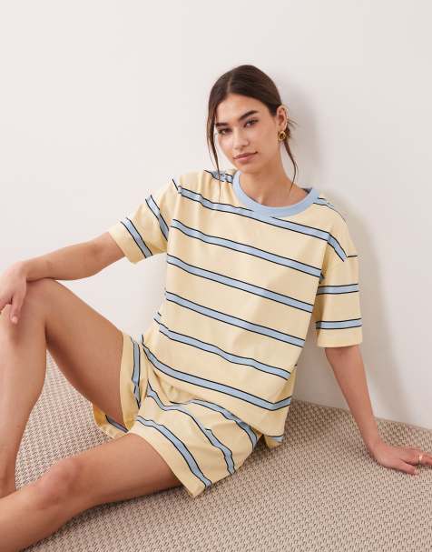 ASOS DESIGN - Pigiama con T-shirt oversize e pantaloncini a righe - view 1