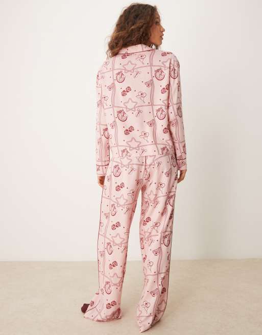 ASOS DESIGN - Pigiama rosa con stampa stile rodeo in modal composto da pantaloni a fondo ampio e camicia, 3 di 4