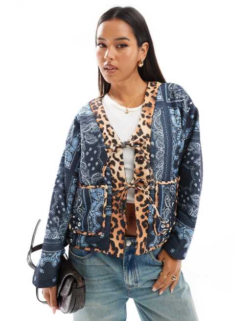 ASOS DESIGN – Pikowana kurtka we wzór w stylu bandany i w panterkę