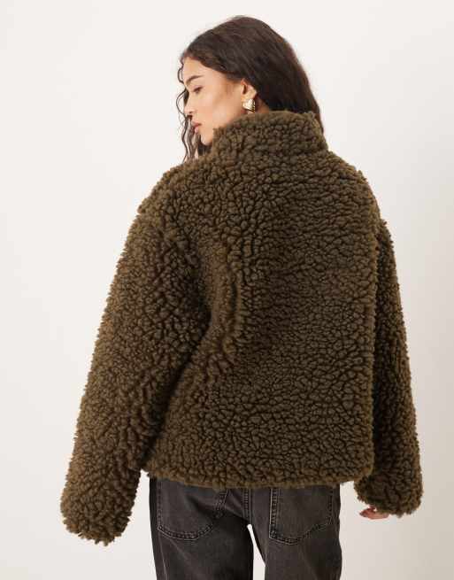 ASOS DESIGN - Pile borg accollato kaki con zip corta, 3 di 4