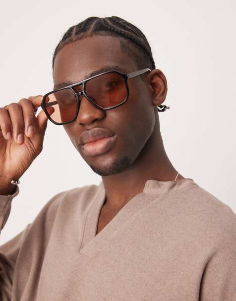 ASOS DESIGN – Pilotensonnenbrille in Schwarz mit bernsteinfarbenen Gläsern - view 1