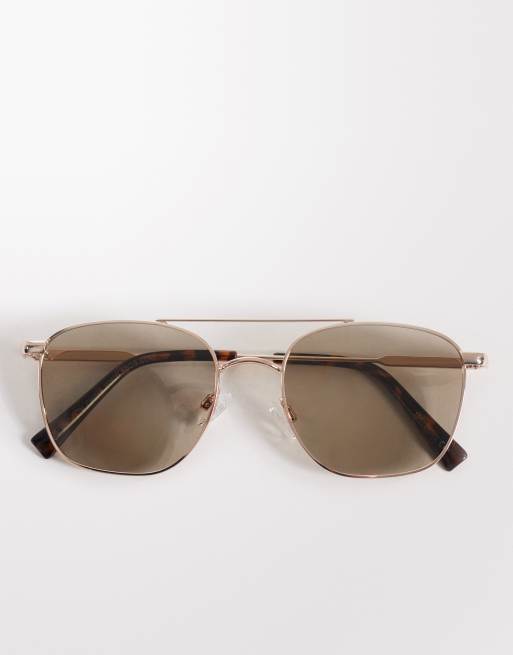 ASOS DESIGN – Pilotensonnenbrille mit goldfarbenem Rahmen aus Metall und braunen Gläsern, 3 von 3
