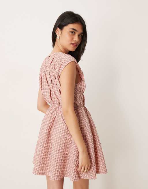 ASOS DESIGN - Pink minikjole med rynket livstykke og dobbelt skørt, 4 af 4