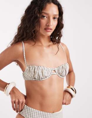 ASOS DESIGN - Piper Paper Touch - Balconette-Bikinioberteil aus Papertouch-Material mit Bügeln und Karomuster-Weiß