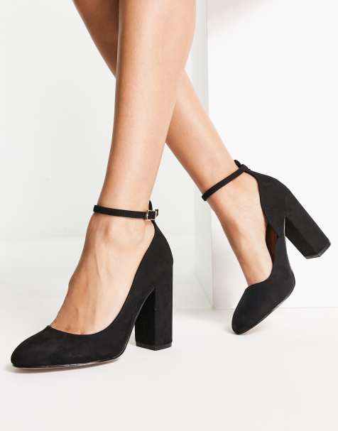 Black block heel 2024 closed toe shoes