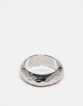 [ASOS DESIGN] ASOS DESIGN plain band ring with texture in silver tone M SILVER