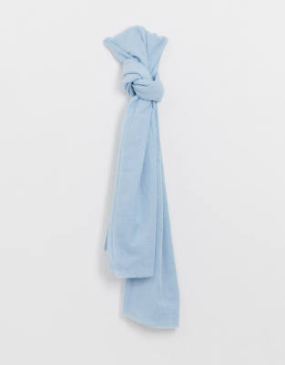 long lightweight scarf