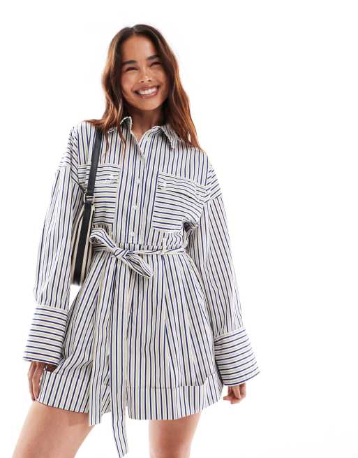 ASOS DESIGN - Playsuit med skræddersyede shorts og skjorte med blouson-ærmer i stribet blå
