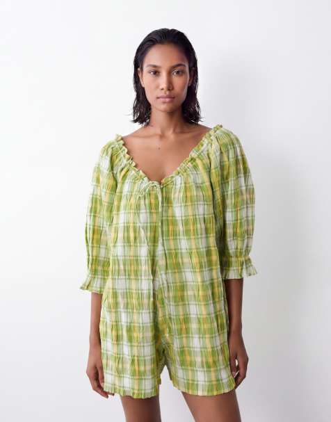 ASOS DESIGN – Playsuit mit Vichy-Karomuster in Grün und Rüschen am Ausschnitt - view 1