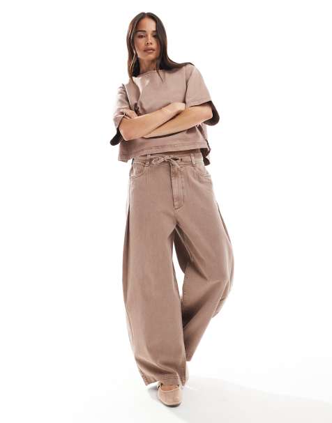 ASOS DESIGN pleat front horse shoe pull-on ankle pants in washed mink (Part of a set) - view 1