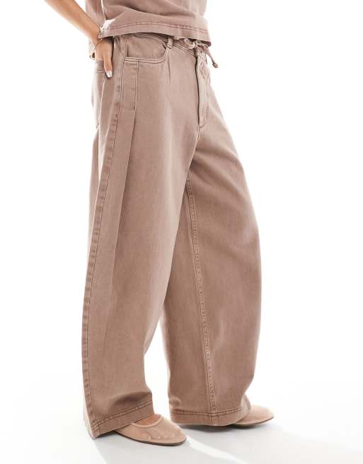 ASOS DESIGN pleat front horse shoe pull-on ankle pants in washed mink (Part of a set), 3 of 4