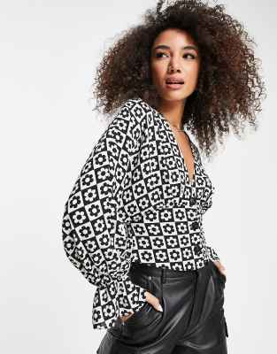 ASOS DESIGN pleat front long sleeve blouse with button front in flower mono check-Multi